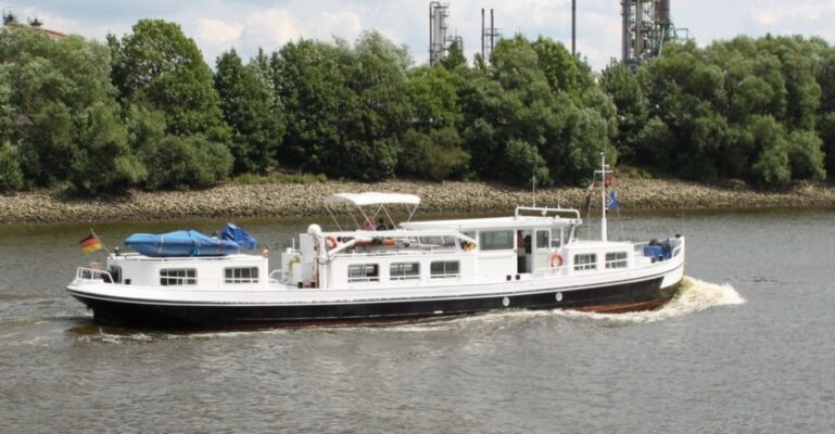 Price reduction Residential Barge ``Victor``