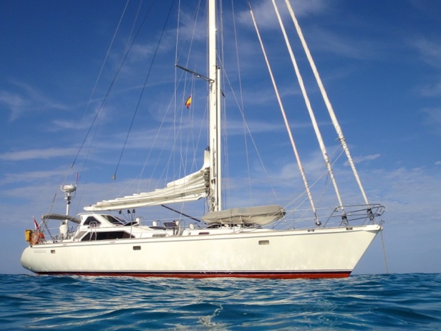 Sold by Sea Independent S/Y Aluboot Custom 53 “Frangipani“
