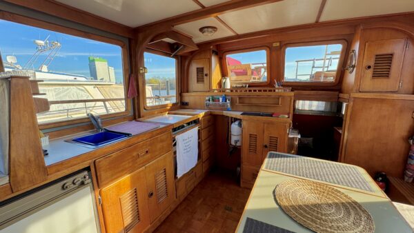 M/Y Taiwan Trawler "Alve" - Image 23