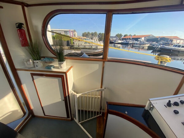 M/Y custom Survey 55 - Image 15