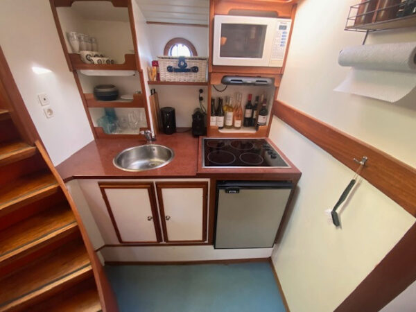 M/Y custom Survey 55 - Image 18