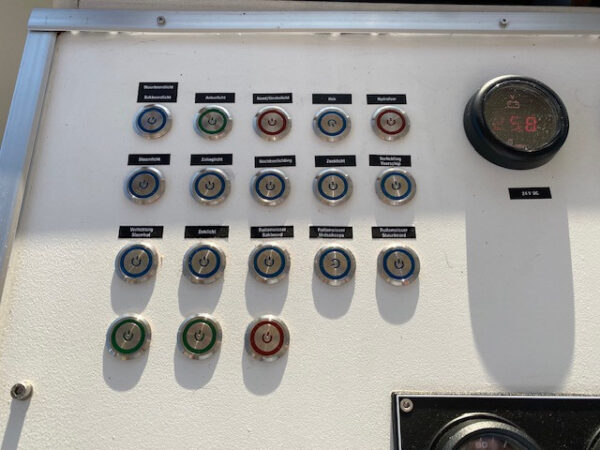 M/Y custom Survey 55 - Image 7