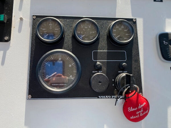 M/Y custom Survey 55 - Image 9