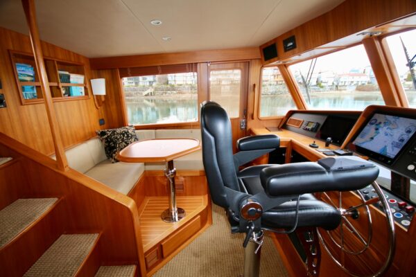 Fleming 55 Pilothouse - Image 7