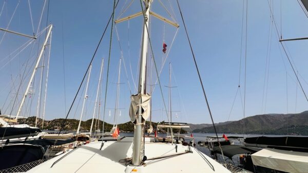 Lagoon 400 - Image 25
