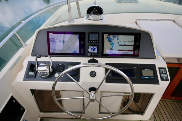 Fleming 55 Pilothouse - Image 21