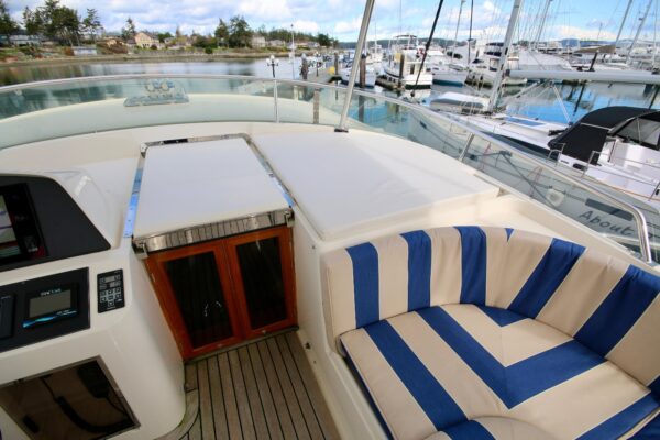 Fleming 55 Pilothouse - Image 24