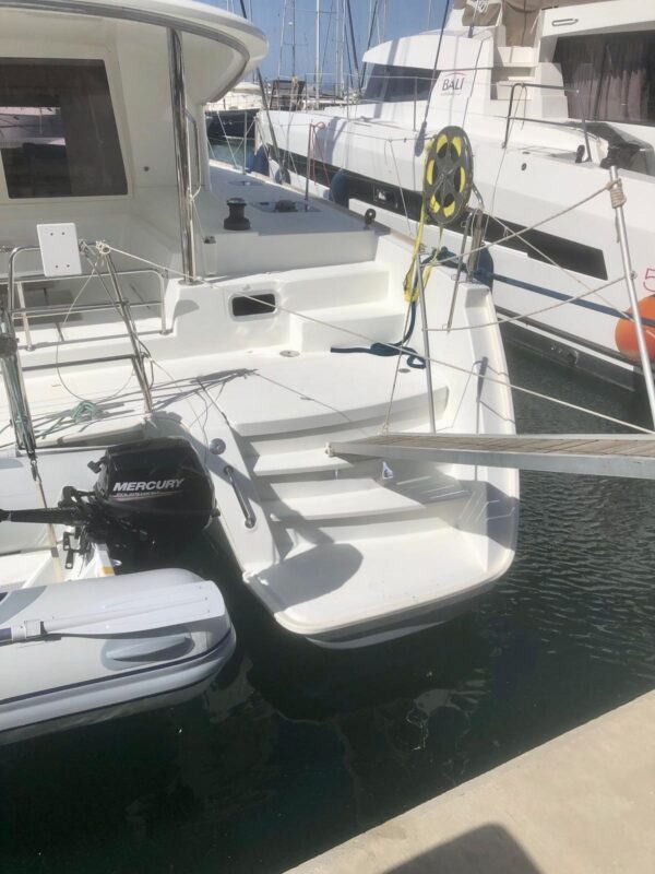 Lagoon 400 - Image 32