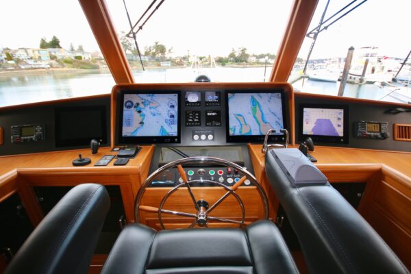Fleming 55 Pilothouse - Image 5
