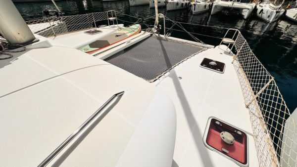 Lagoon 400 - Image 29