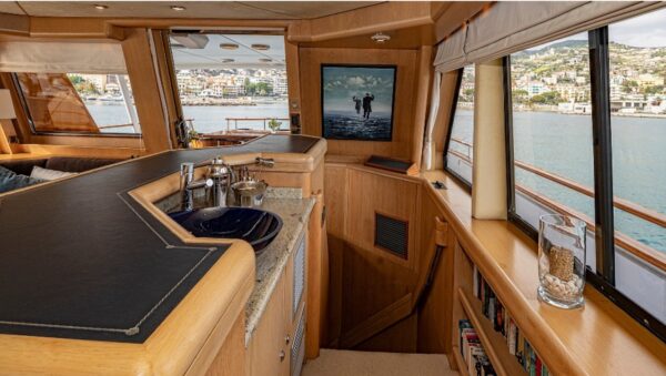 M/Y Lowland Netship 97 | 30m - Image 3