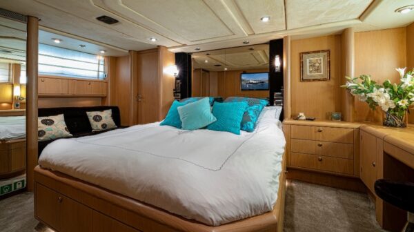 M/Y Lowland Netship 97 | 30m - Image 14