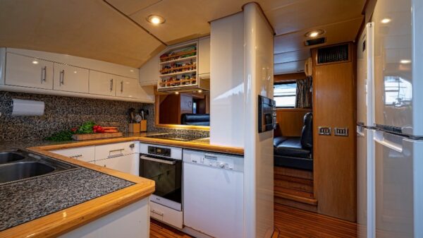 M/Y Lowland Netship 97 | 30m - Image 22