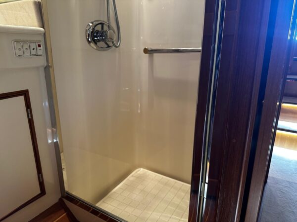 Fleming 55 Pilothouse - Image 23