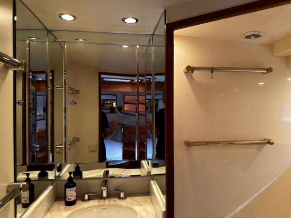 Fleming 55 Pilothouse - Image 26