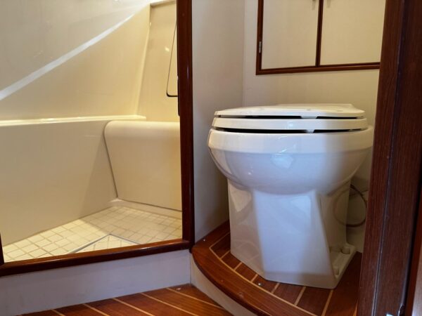 Fleming 55 Pilothouse - Image 27