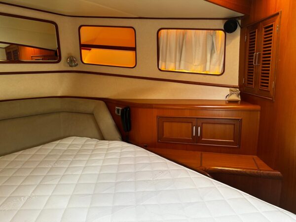 Fleming 55 Pilothouse - Image 28