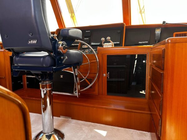 Fleming 55 Pilothouse - Image 33