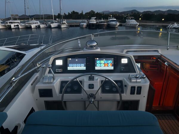 Fleming 55 Pilothouse - Image 103