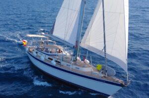 Hallberg Rassy 53